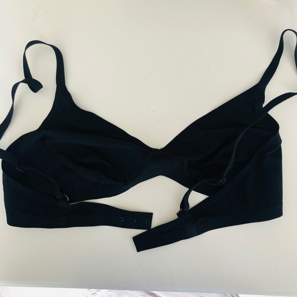 VANITY FAIR BRALETTE,  BLACK -- SIZE 34  Unworn/vintage